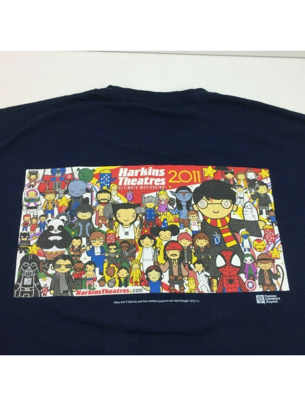 Gildan Harkins Theatres Ultimate Moviegoing Black Short Sleeve TShirt Large 2011